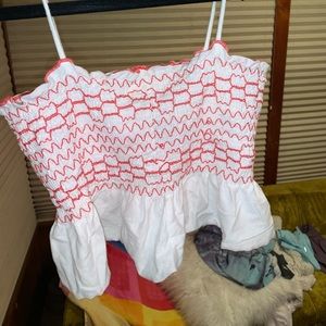 URBAN OUTFITTERS CROP TOP!